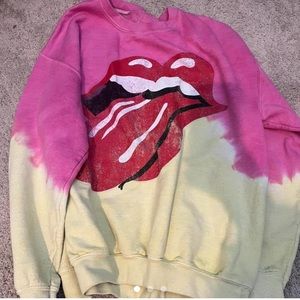 Urban outfitters Rolling Stones crewneck size S/M
